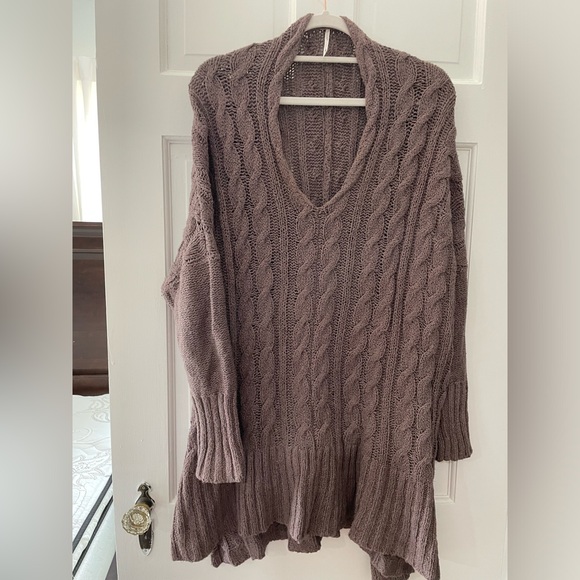 Free People Long Sweater - Picture 2 of 6